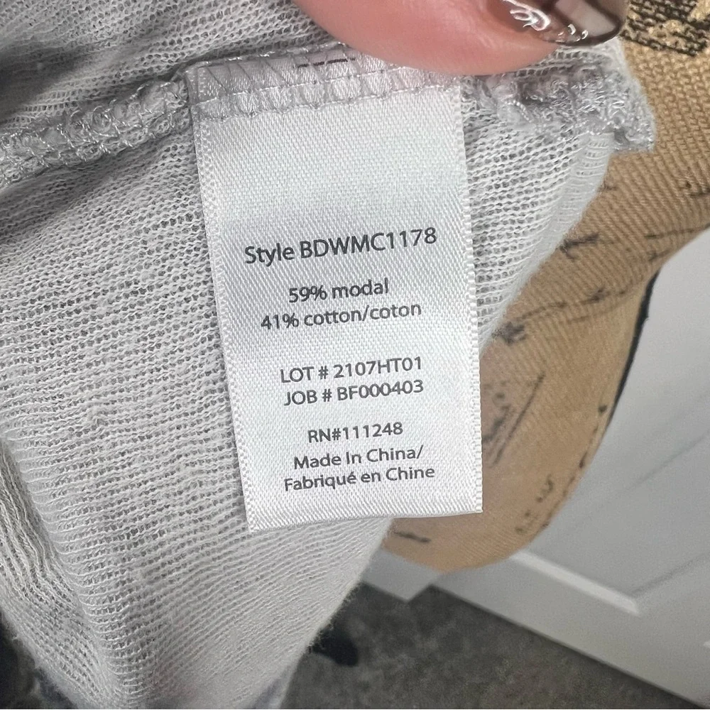 Sz S Barefoot Dreams Malibu Collection NWOT $138 MSRP Gray Sweater